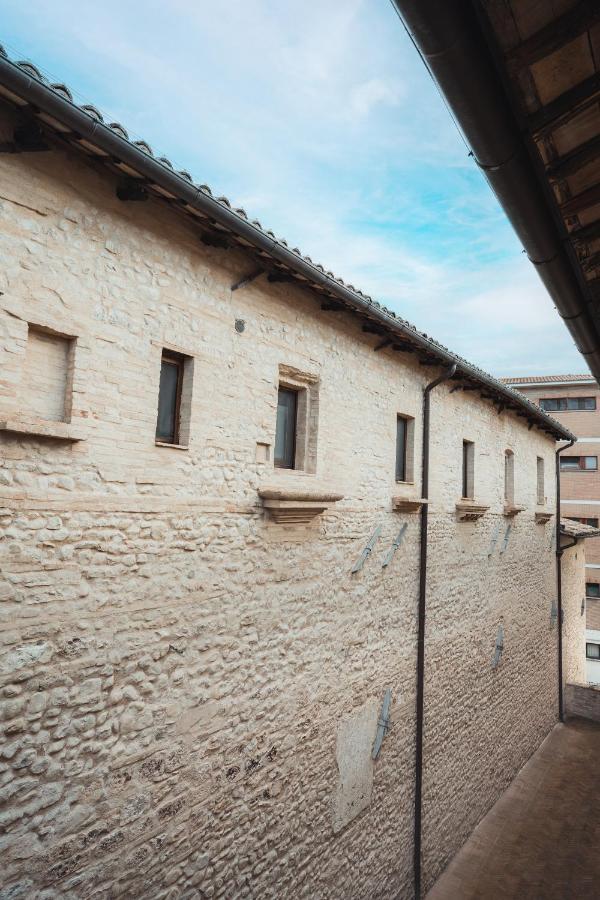 Affittacamere L'Alunno Foligno Ngoại thất bức ảnh